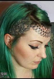 Európsky štýl hlavy klasický vanilkový tetovací vzor
