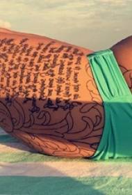 татуировка Ағылшын шрифті қыздар аяғы қара ағылшын қаріпі тату-суреттер