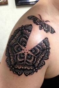 plecu radošs, izskatīgs kodes tetovējums