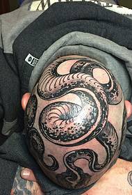 Padrão de tatuagem de cabeça de cobra