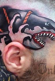 голова нової школи кольорові злі акули і мотузку татуювання візерунок