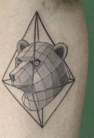 Boom elmas şeklindeki ayı kafası siyah geometrik dövme deseni