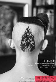 男孩頭流行的經典圖騰公雞紋身圖案