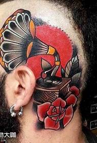 padrão de tatuagem de música de cabeça