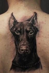 รูปแบบรอยสักกลับ Doberman อวตารที่เงียบสงบ