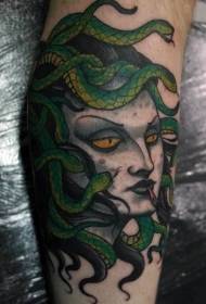 flerfarvet ondt Medusa tatoveringsmønster i lægge