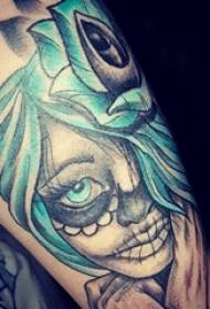 lábak ég kék tetoválás csípő tippek karakter portré tetoválás kép