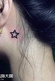 patrón de tatuaje de cinco estrellas de cabeza