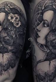 Gravírování stylu černé ženy avatar s vrána a květinový vzor tetování