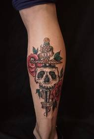 kafa Sashi daga cikin fentin furen dagger tattoo
