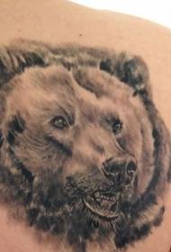 zréck realistesch Bärkop Tattoo Muster