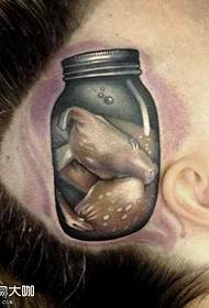 Kopf ungeborenes Hirsch Tattoo Muster