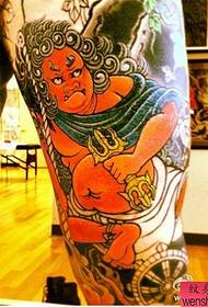il colore delle gambe non muove le opere del corpo del tatuaggio del re