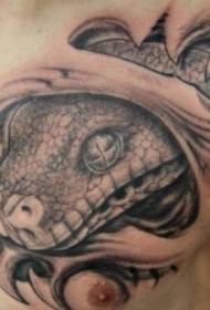 modello di tatuaggio lacrima petto realistico testa di serpente pelle