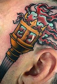 ličnost muška glava klasični uzorak tetovaža baklji