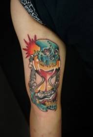 pagkagum sa oras, leg skull hourglass tattoo