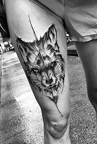 Oberschenkel Stift-Lack-Stil Fuchs Tattoo-Muster