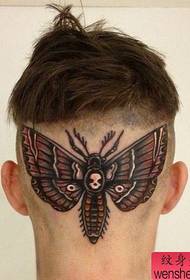 La barra dello spettacolo del tatuaggio ha raccomandato un lavoro creativo del tatuaggio della testa