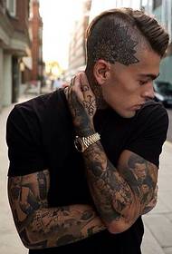 Tatuaggio braccio fiore europeo e americano da uomo