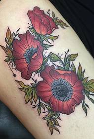 Dijen Europees en Amerikaans rood atmosferisch bloemen tattoo-patroon