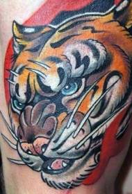 tatovering av lår tiger farge tatovering