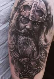 schwaarz a wäiss Viking Krieger Avatar grouss Aarm Tattoo Muster