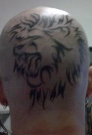 главата лъвска глава черна линия татуировка модел