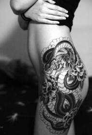 жіночі ніжки Супер персоналізований візерунок татуювання квітка змії
