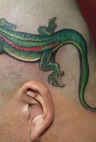очолити кольоровий візерунок татуювання ящірки