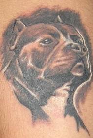 mudellu di tatuatu di testa di bulldog neru
