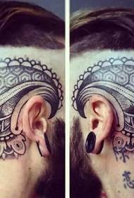 Да ли се усудите пробати такву тетоважу на глави?