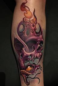 disegno del tatuaggio fiamma di vitello nuova scuola pitone