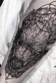 tête de bison noire avec mystérieux motif de tatouage géométrique