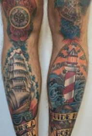 ben tatuering pojkar skaft på segelbåt och fyr tatuering Bild