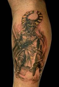 Leg Warrior en helmet Tattoo Patroon