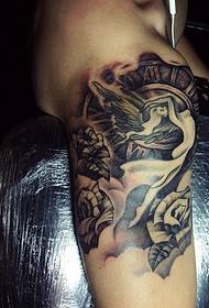 modello di tatuaggio totem nero e grigio unico personale