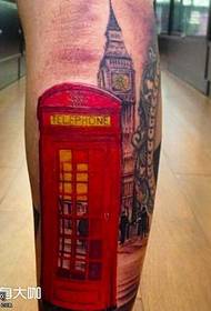 personalitat de cames patró tatuatge edifici vermell