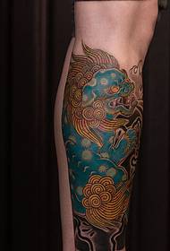 Tradición de cor lateral de becerro Patrón de tatuaxe de león Tang