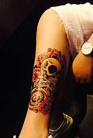 modello di tatuaggio Otaru color polpaccio per ragazze