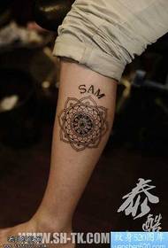 Legs beautiful fashion floral totem tattoo pattern