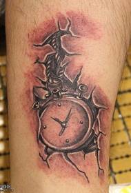 wzór tatuażu noga zegar rozdarty