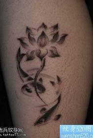 padrão de tatuagem de lótus de perna lula