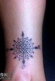 mguu rahisi totem dira tattoo muundo