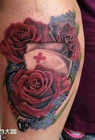 Láb rózsa tetoválás minta