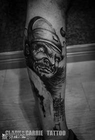 modello tatuaggio gamba campana