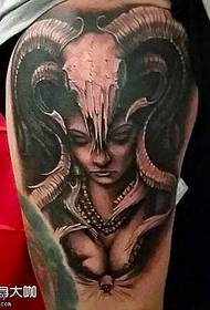 魔 羊 女 tatuirovka
