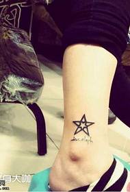 kojos žvaigždės tatuiruotės modelis