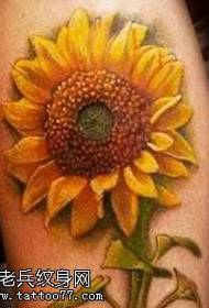 Соняшник татуювання візерунок