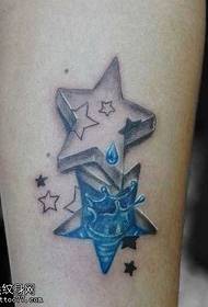 muundo wa tatoo ya tattoo iliyo na alama na iliyoingia