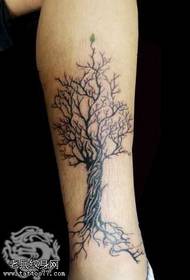 modello del tatuaggio del ramoscello della gamba